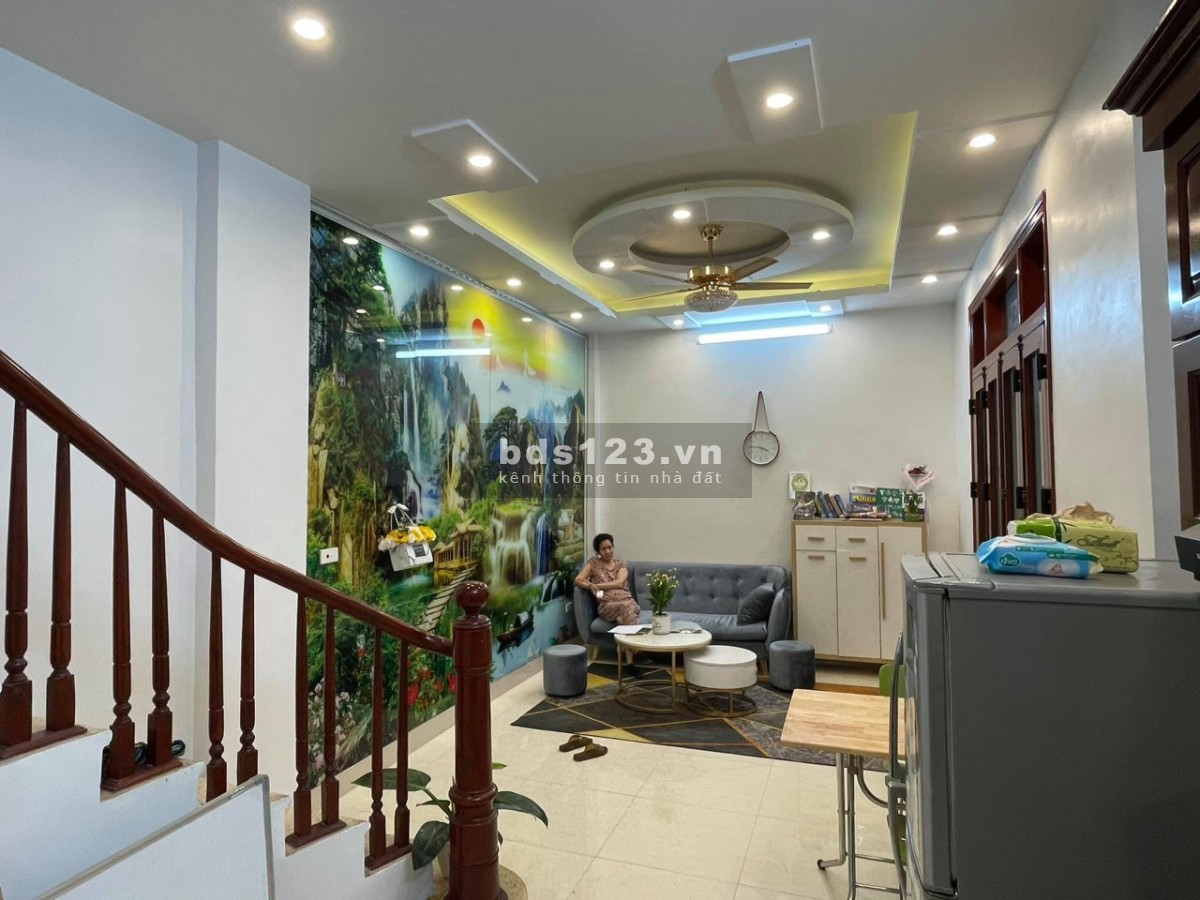 Cho thuê gấp nhà Homestay Hà Nội, 6 tầng vườn cây tuyệt đẹp hàng xóm yên tĩnh, an ninh tốt