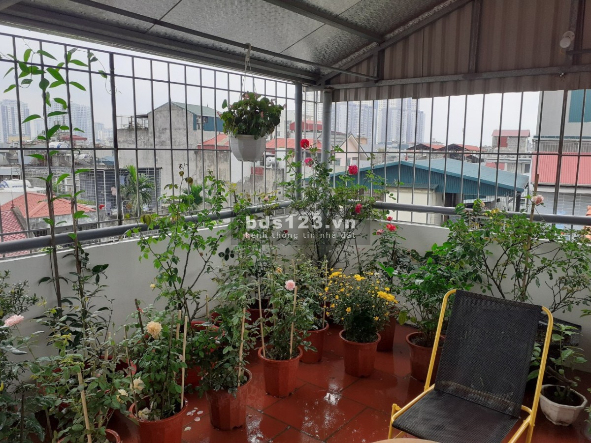 Cho thuê gấp nhà Homestay Hà Nội, 6 tầng vườn cây tuyệt đẹp hàng xóm yên tĩnh, an ninh tốt