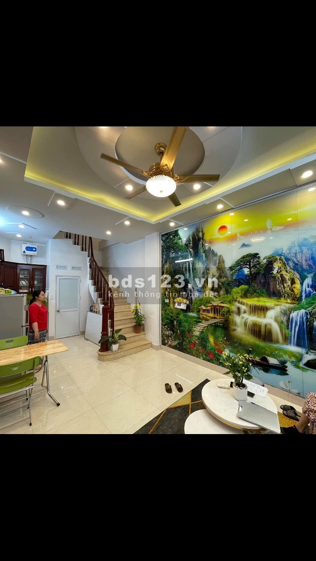 Cho thuê gấp nhà Homestay Hà Nội, 6 tầng vườn cây tuyệt đẹp hàng xóm yên tĩnh, an ninh tốt
