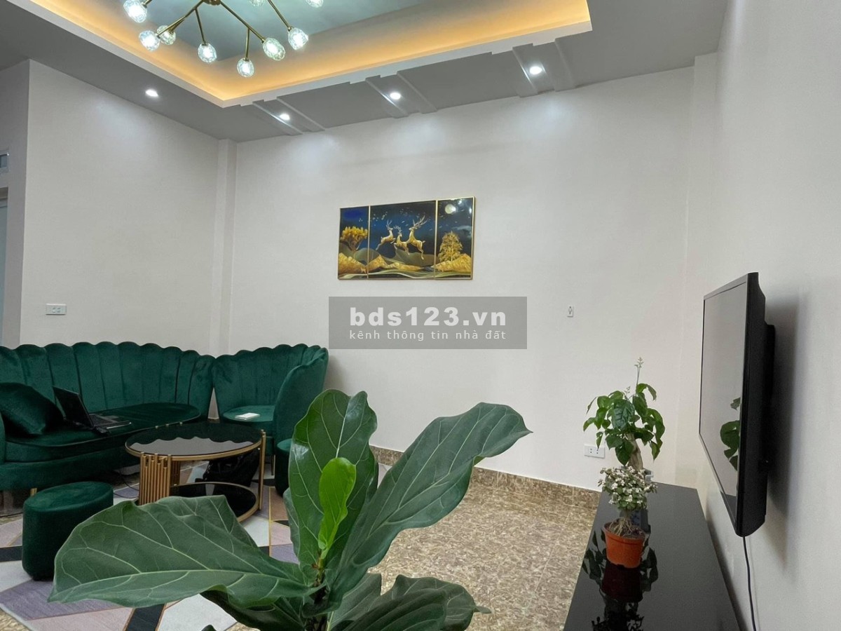 Cho thuê gấp nhà Homestay Hà Nội, 6 tầng vườn cây tuyệt đẹp hàng xóm yên tĩnh, an ninh tốt