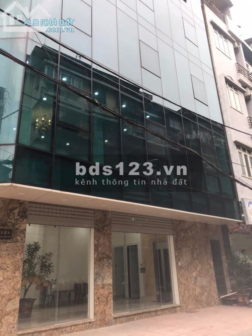 Bán tòa nhà 7 tầng, thang máy, lô góc mặt phố Vạn Phúc, HĐ, mặt đường đôi DT 150m² MT 10x15m