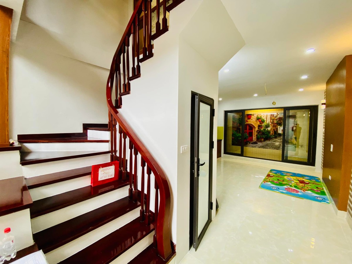 Siêu phẩm nhà đẳng cấp Hồ Tây, DTSD 55m² x 6 tầng giá chỉ 6,5 tỷ