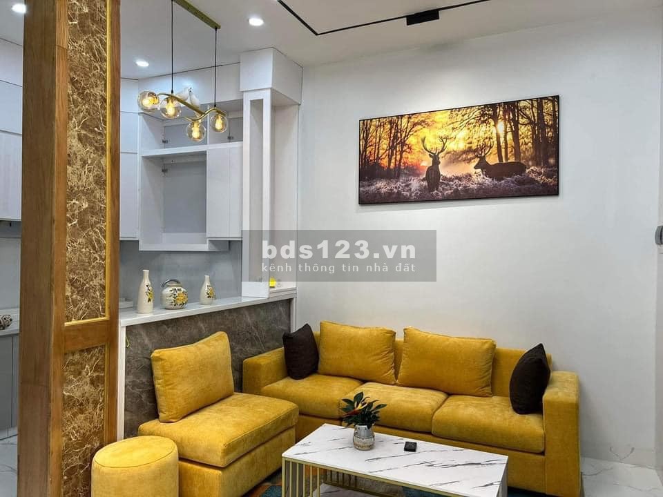 Bán nhà gấp phố Trịnh Đình Cửu, KĐT Định Công, DTSD 36m² x 4 tầng, giá bán 4,5 tỷ đồng