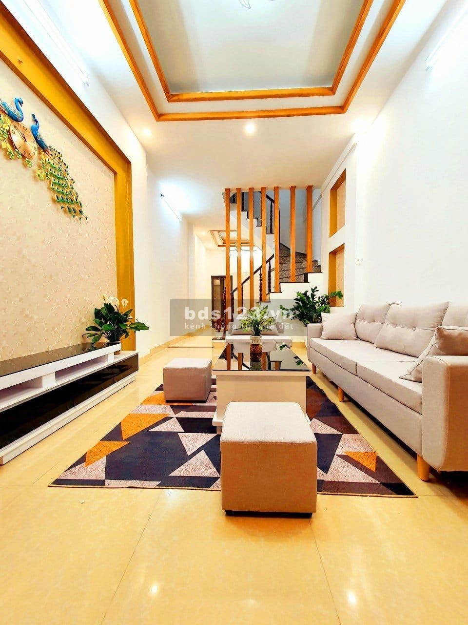 Bán nhà Hoàng Mai 38m2 5 tầng, MT 3.8m, chỉ 4.35 tỷ Hoàng Mai. Alo em Lan 24/24h 0975258510