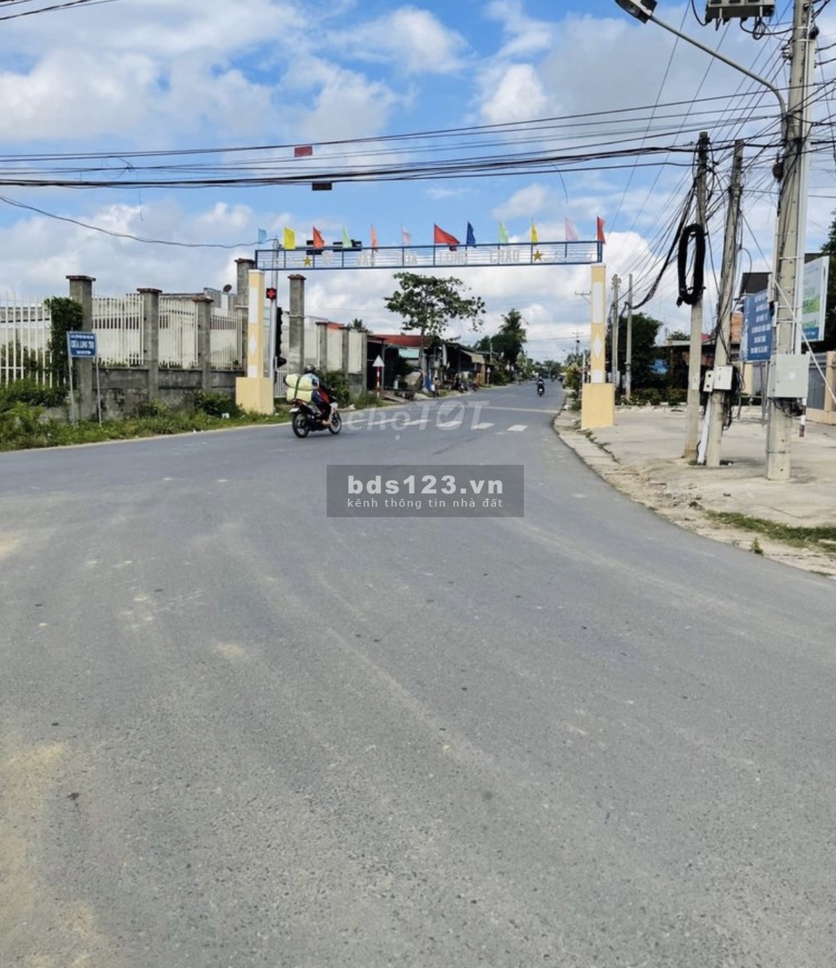 Đất thổ cư chính chủ sổ hồng riêng cần bán nhanh giá tốt đầu tư sinh lời cao