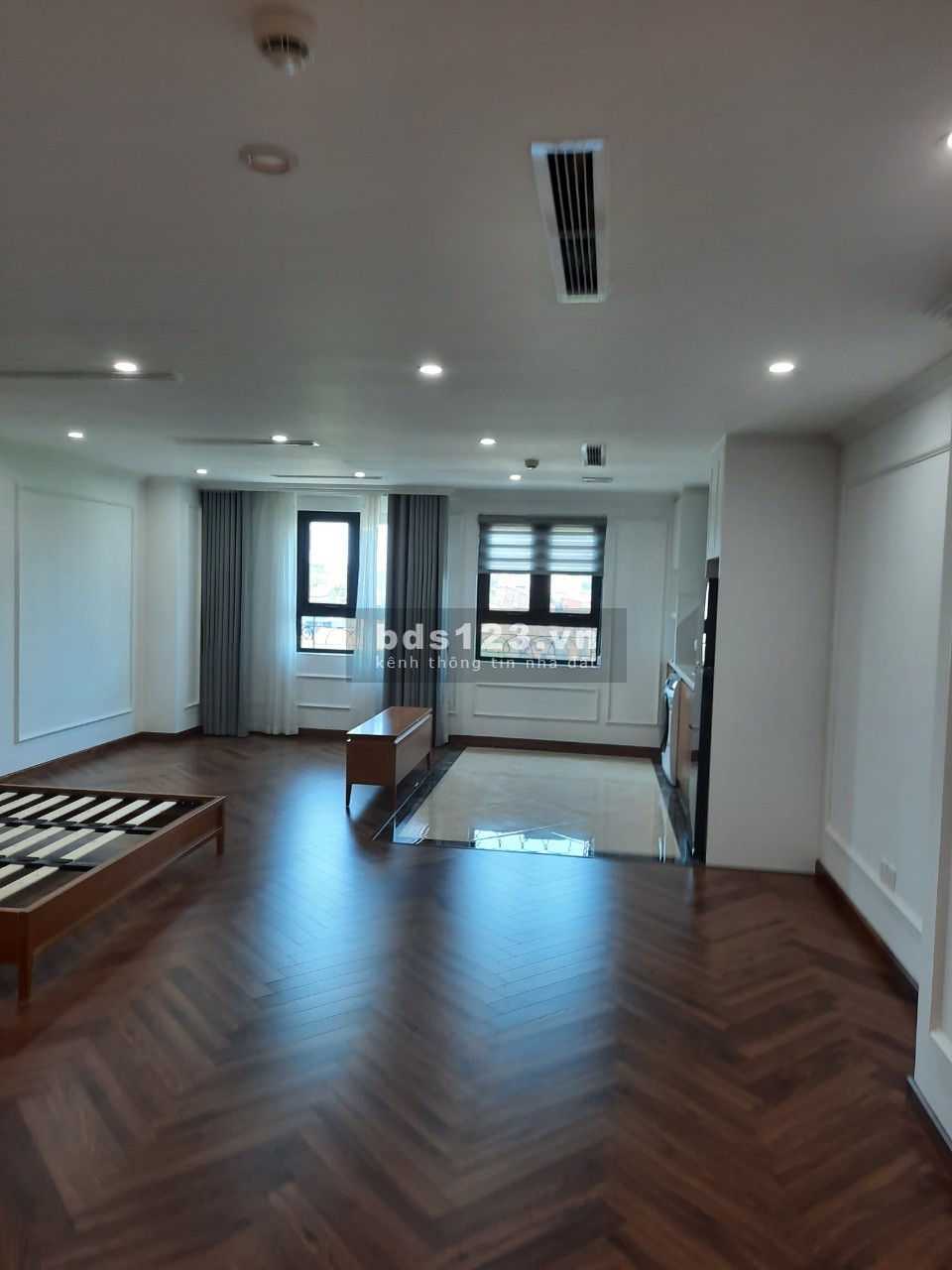 Cho thuê căn hộ cao cấp mới hoàn thiện tại Tòa nhà T-PLACE 30A Lý Thường Kiệt, Hoàn Kiếm, Hà Nội