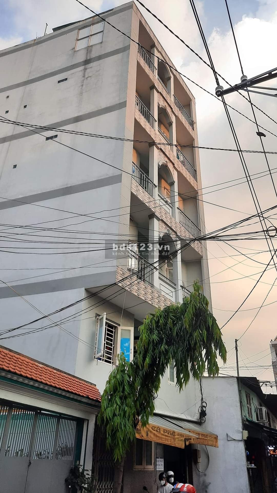 BÁN NHÀ CẤP 4 TÂN BÌNH, TRẦN VĂN QUANG, NỞ HẬU NGANG 8M, DÀI 27M, TIỆN XÂY MỚI, CHỈ 12.4 TỶ