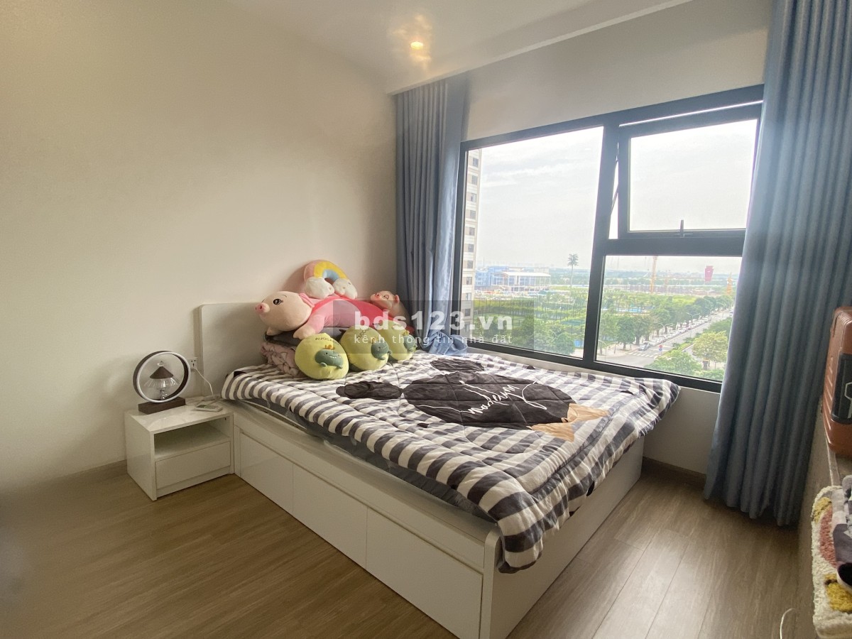 Căn hộ 3PN2WC 81m2 Vinhomes Ocean Park cần bán nhanh cắt lỗ giá 2,4 tỷ full nội thất view thoáng