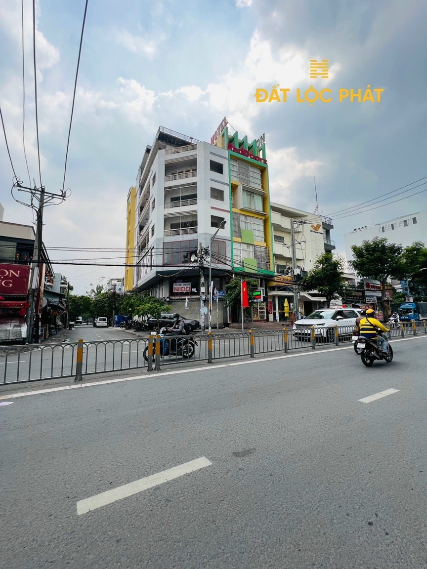Chuyên mua bán mặt tiền Nguyễn Thị Thập rổ hàng còn 9 căn giá cực tốt đầu tư