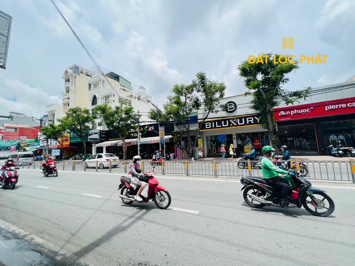 Chuyên mua bán mặt tiền Nguyễn Thị Thập rổ hàng còn 9 căn giá cực tốt đầu tư