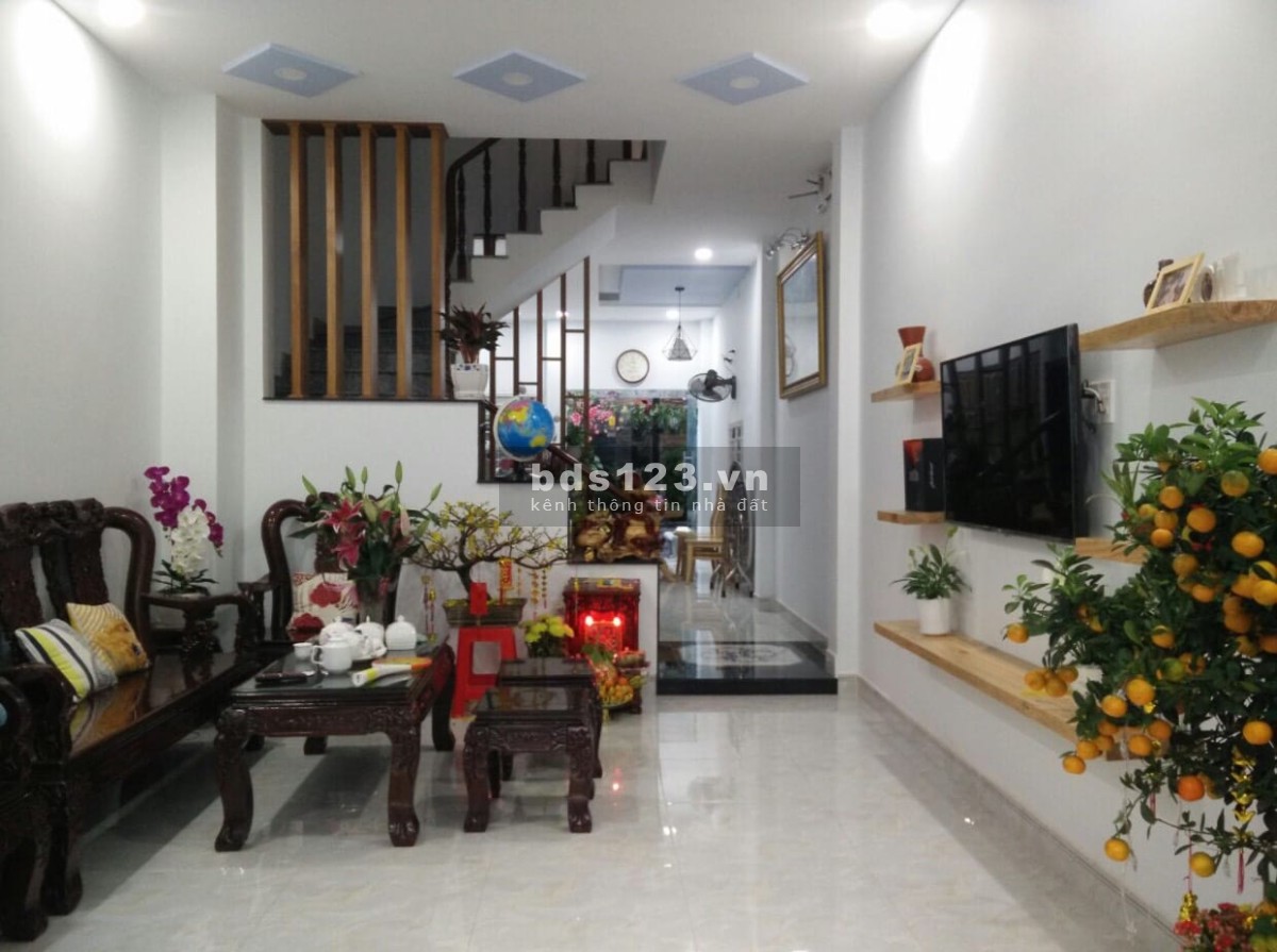 Bán nhà 3 tầng rộng 80m2 Đường Số cư xá Ngân Hàng giá bán 7.7 tỷ