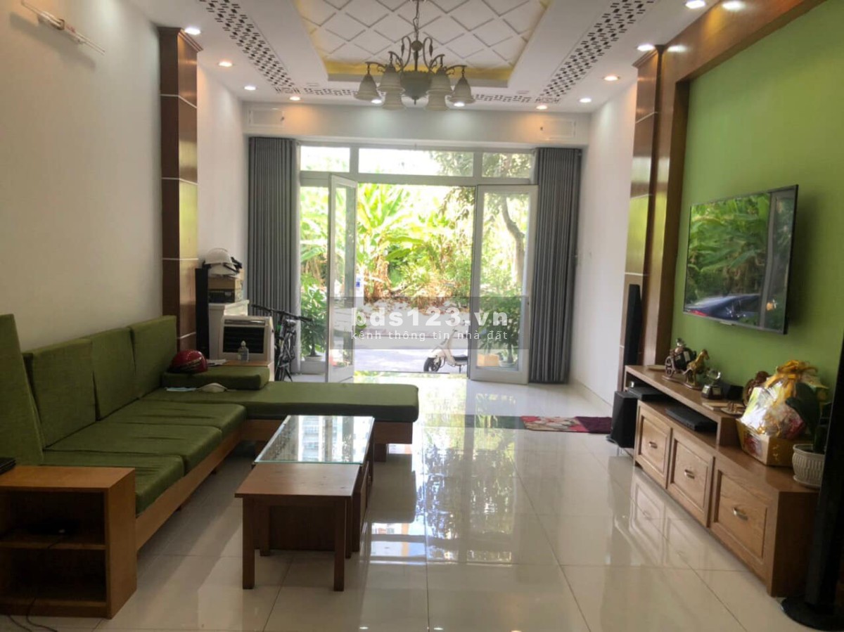 Bán nhà mặt tiền dtsd 72m2 5 tầng đường 14m phường Phú Mỹ Quận 7 giá 10.8 tỷ