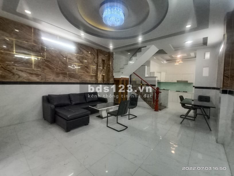 Nhà siêu đẹp thị trấn Nhà Bè, dtsd 50m2, giá bán 4.9 tỷ, 3 tầng, liên hệ Tú 0986354050