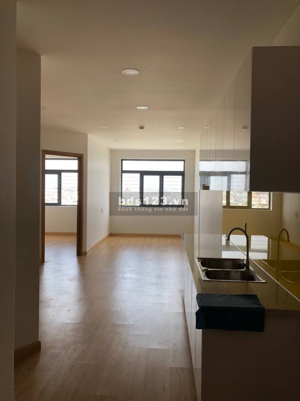 Cần bán Chung cư chính chủ. Khu chung cư Sài Gòn Home diện tích 73m2 giá bán 2.2 tỷ