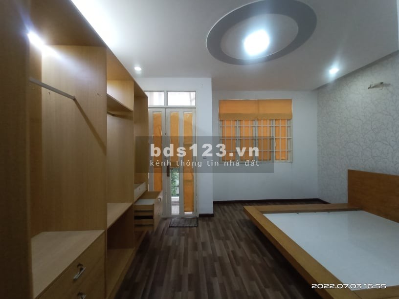 Nhà siêu đẹp thị trấn Nhà Bè, dtsd 50m2, giá bán 4.9 tỷ, 3 tầng, liên hệ Tú 0986354050