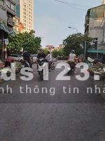Bán nhà ngay cổng chợ Ngọc Hà, Ba Đình, Hà Nội, hiếm, kinh doanh vô địch