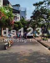 Bán nhà phố Ngọc Hà, Ba Đình, HÀ Nội, HIẾM, ở yên tĩnh, 75m, mặt 7m, chủ nhà cần bán