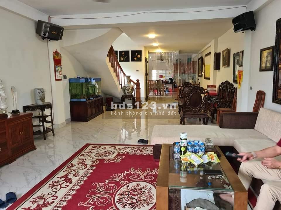 Hiếm! Bán gấp nhà Nguyễn Sơn 40m - 5 tầng giá bán 3 tỷ 4 liên hệ 0916513232.