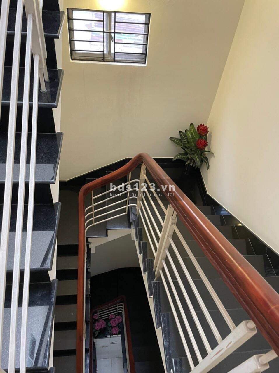 Bán nhà mặt tiền Lâm Văn Bền, DT 115m² x 4 tầng giá chỉ 25 tỷ, pháp lý sạch