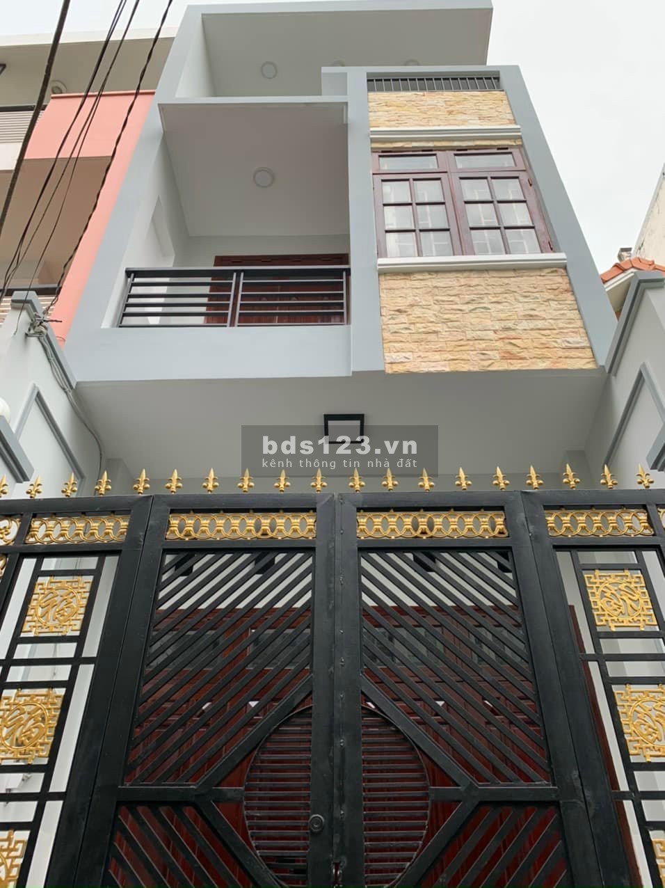 Bán nhà tuyêt phẩm hẻm Ôtô Huỳnh Tấn Phát giá bán 6.35 tỷ sổ hồng hoàn công