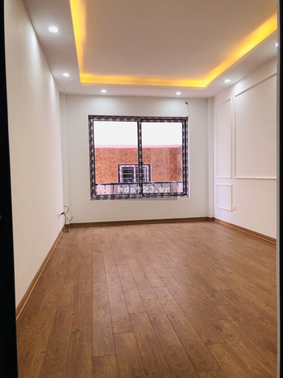 Bán nhà xây mới 32m2, 5 tầng giá 4.25 tỷ ngõ 858 đường Kim Giang, Thanh Liệt, Hoàng Mai
