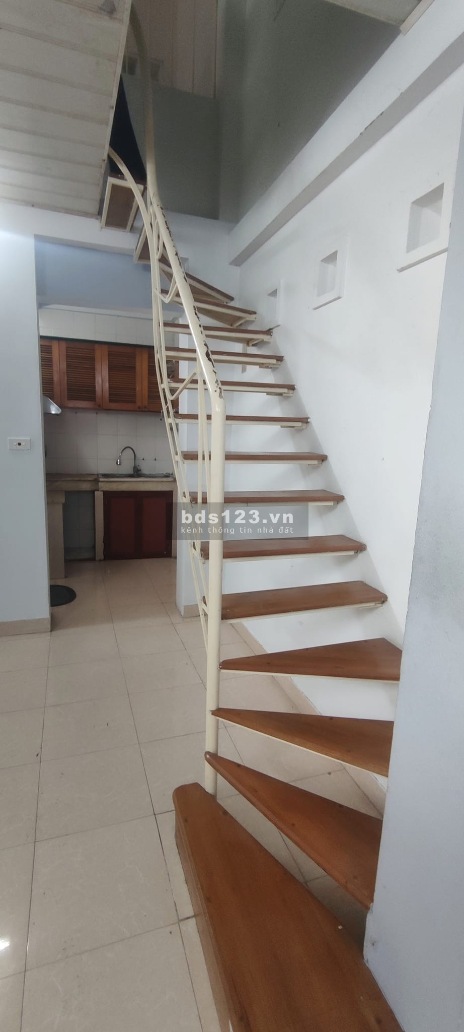 Bán nhà Kim Giang, Hoàng Mai DT 35m² x 2 tầng giá hời chỉ 3,1 tỷ đồng LH 0975258510