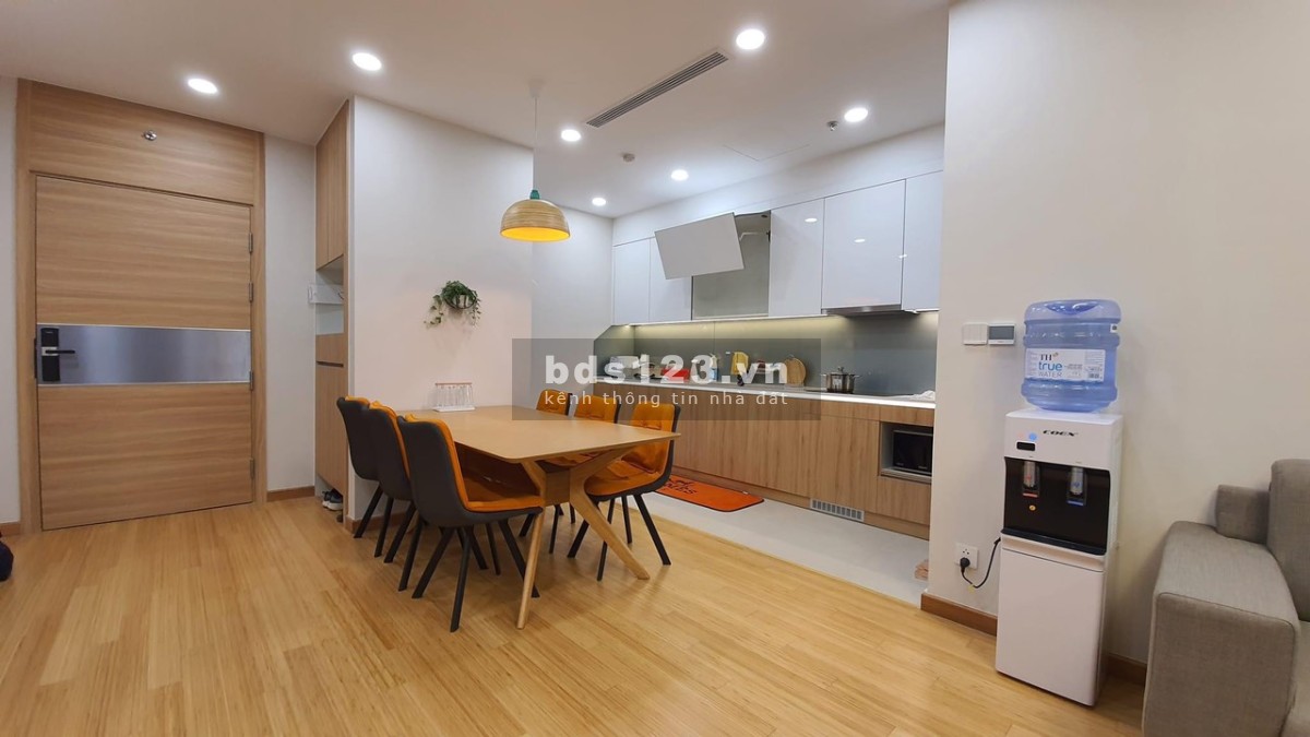 Tất cả quỹ căn hộ cho thuê Home City, 2 ngủ giá 11tr, 3 ngủ giá 15tr. LH: Anh Tuấn - 0327.005.007