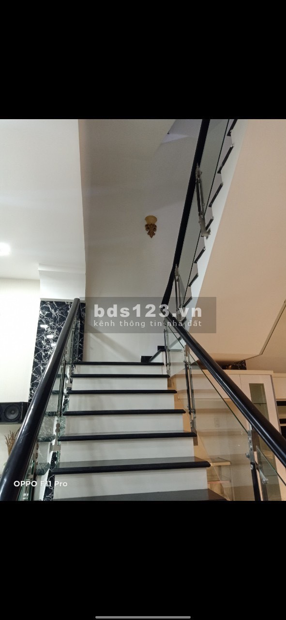 Bán nhà MT ngang 8m đường Số Gò Vấp 108m2 4 tầng giá 12.6 tỷ