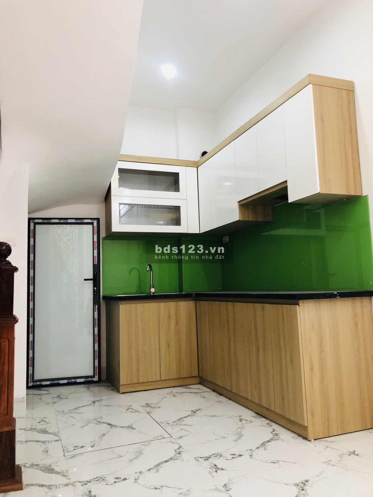 Bán nhà xây mới 32m2, 5 tầng giá 4.25 tỷ ngõ 858 đường Kim Giang, Thanh Liệt, Hoàng Mai