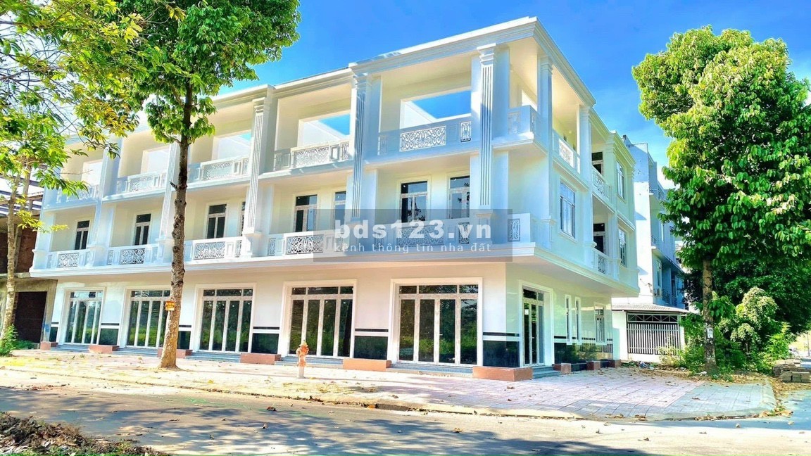 Nhà phố thương mại mặt tiền giá rẻ Cần Thơ ngay trung tâm thuận tiện đi lại