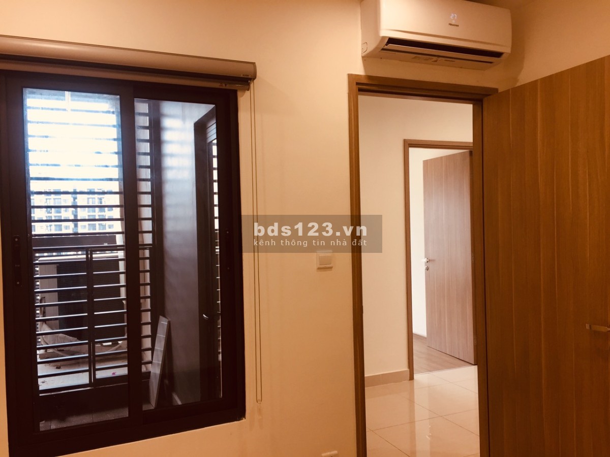 Cần bán 2PN 1VS giá 1.55 tỷ tại Vinhomes Ocean Park tầng cao, view thoáng, lh 0965479380
