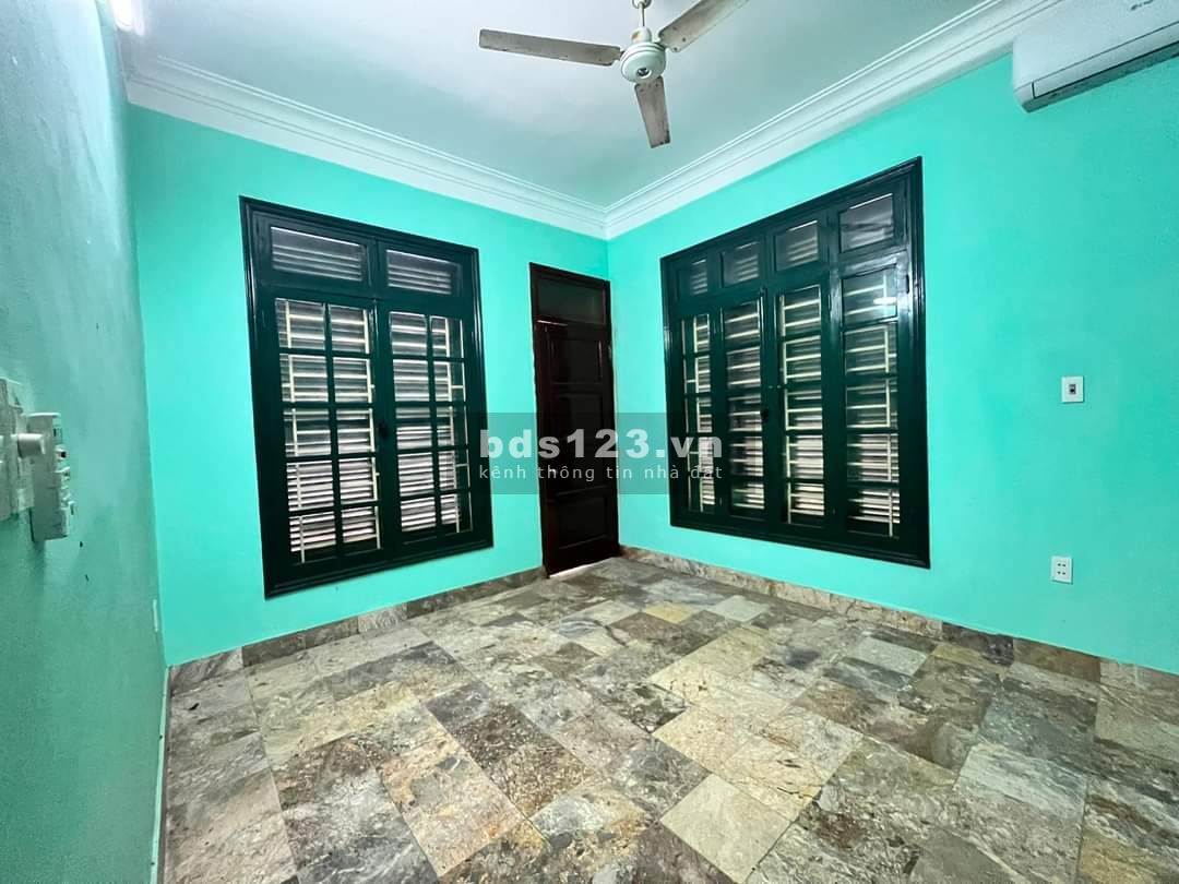 Bán nhà Đội Cấn lô góc 3 mặt thoáng, ô tô vào nhà giá bán 12.2 tỷ lh 0862081282