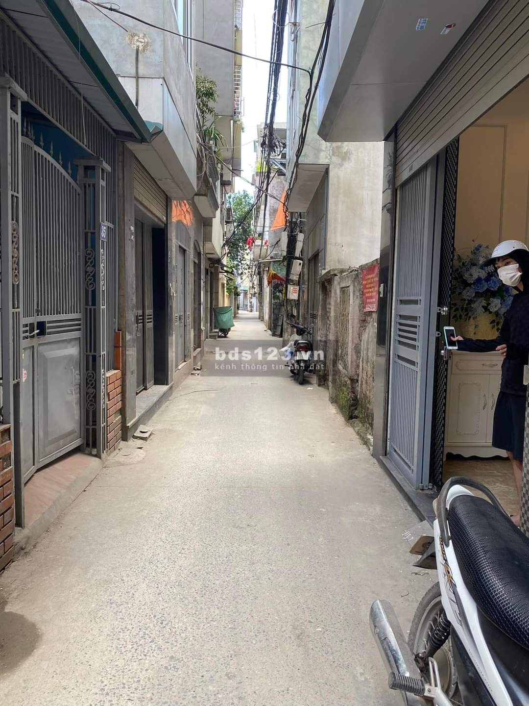 Bán nhà Bùi Xương Trạch, ngõ kinh doanh, ô tô đỗ cửa giá bán 2.55 tỷ