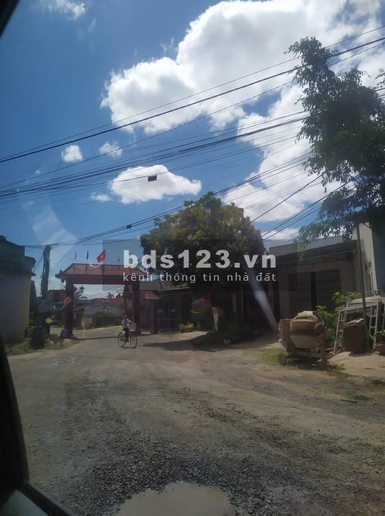 Bán nhanh lô đất ngay chợ Quỳnh Ngọc, Krong Ana liên hệ 0909370517