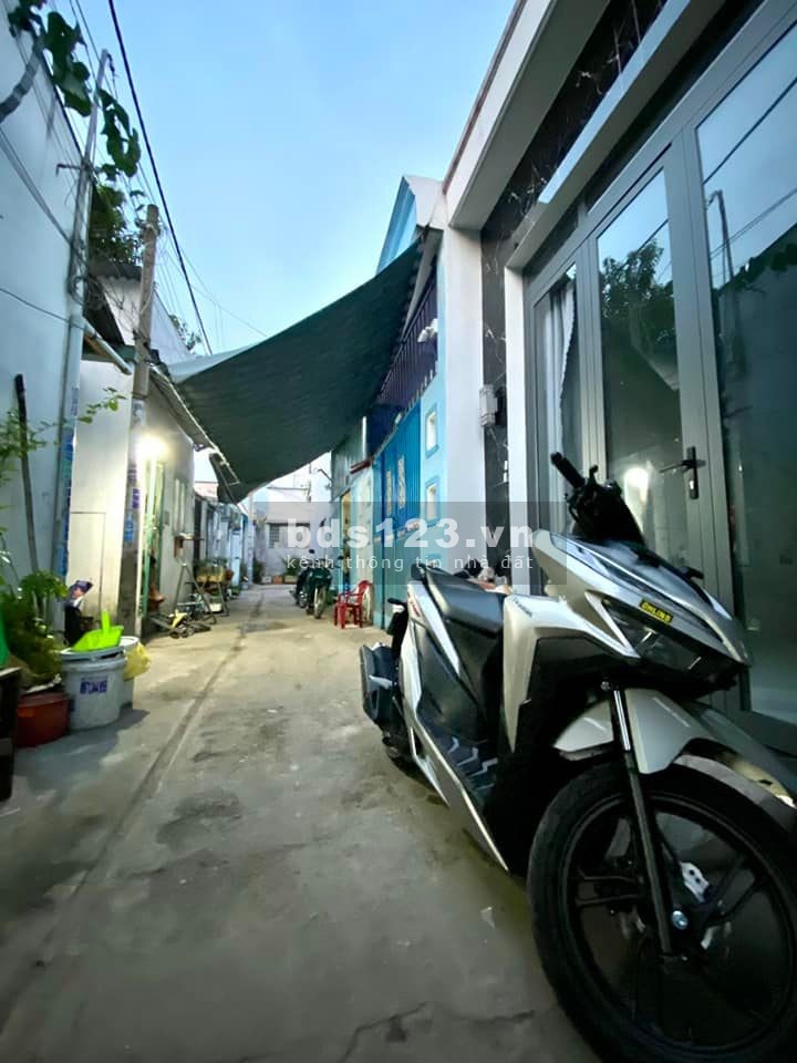 Bán nhà Lê Văn Khương phường Hiệp Thành, Quận 12 liên hệ 0962988066
