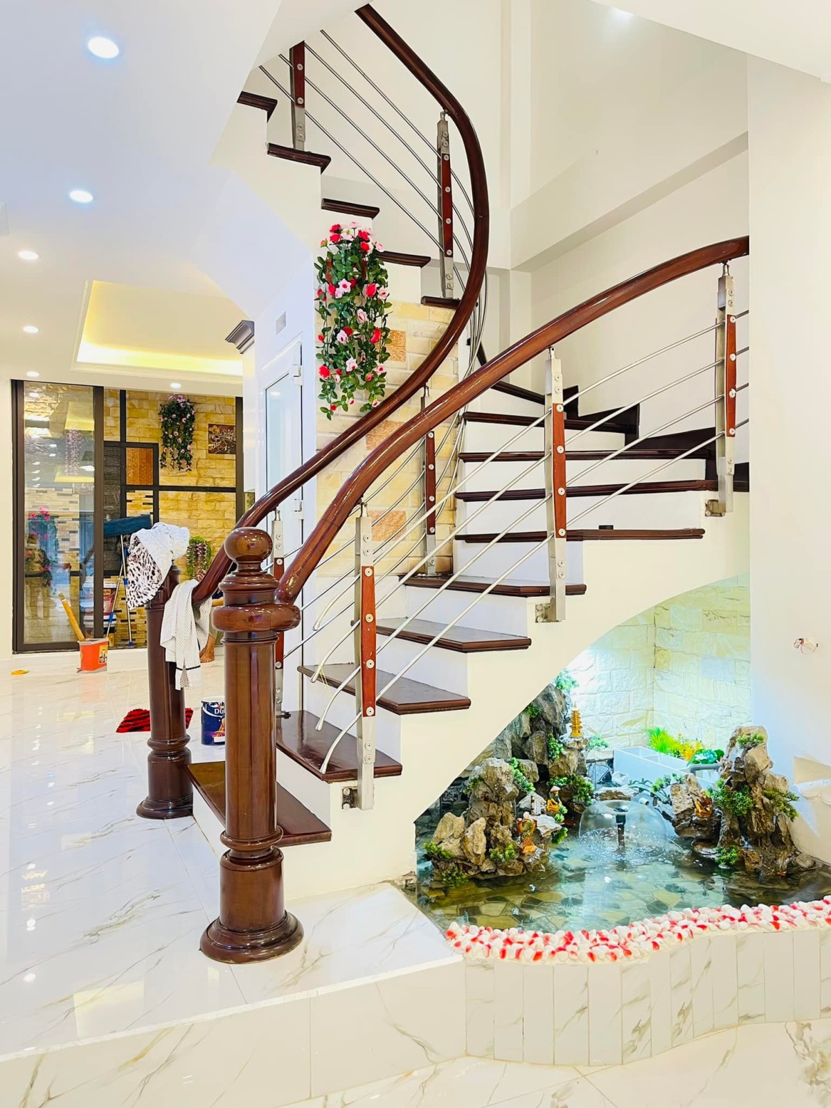 Bán nhà đẹp đẳng cấp dtsd 41m2 5 tầng giá 8.5 tỷ, phố Hoàng Văn Thái, thanh Xuân, vỉa hè ô tô