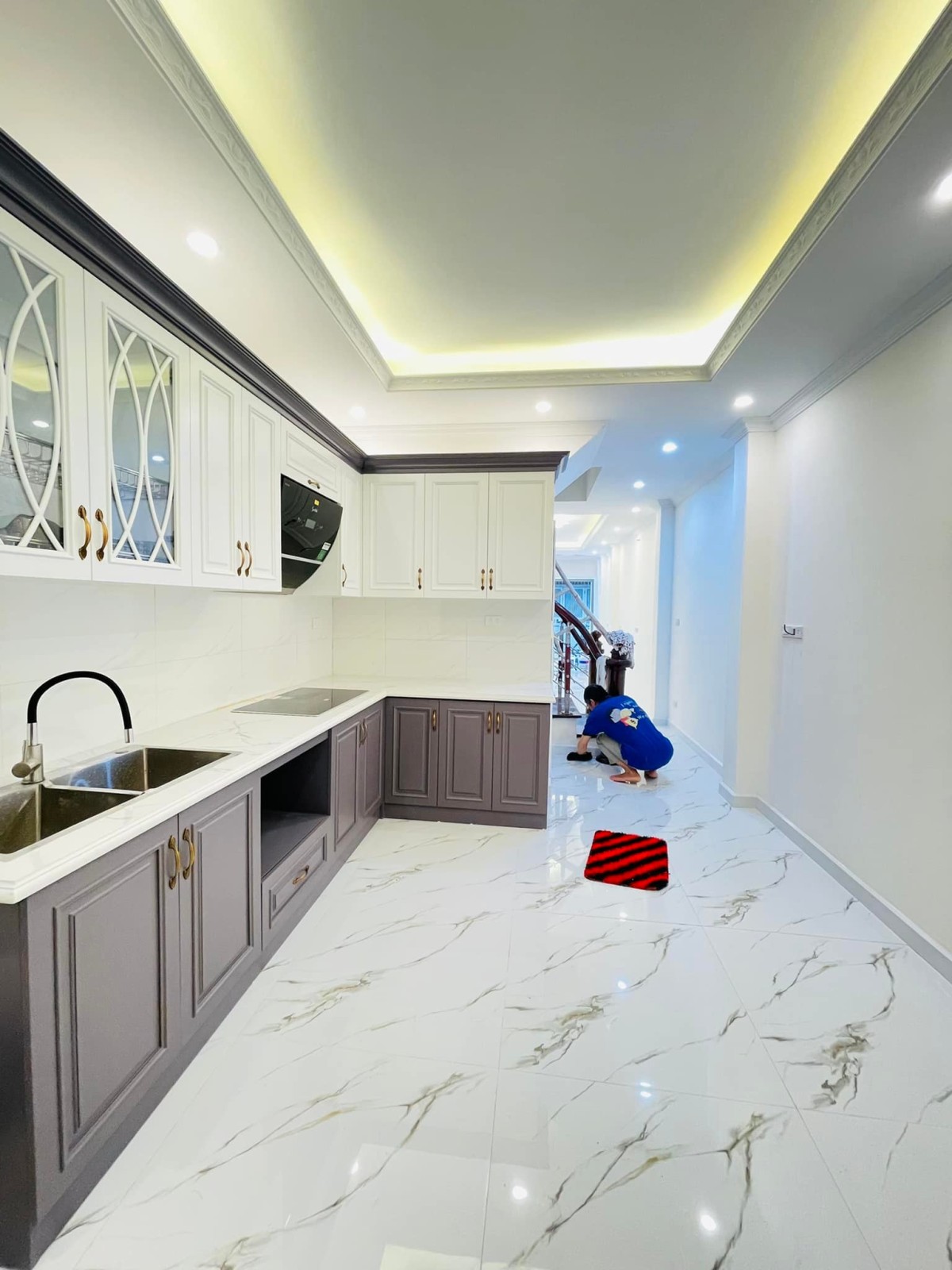 Bán nhà đẹp đẳng cấp dtsd 41m2 5 tầng giá 8.5 tỷ, phố Hoàng Văn Thái, thanh Xuân, vỉa hè ô tô