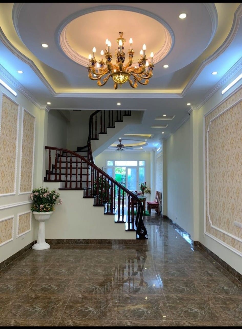 Bán nhà phố Nguyễn Phong Sắc Cầu Giấy DT 40m² x 5 tầng nhỉnh giá 4 tỷ đồng