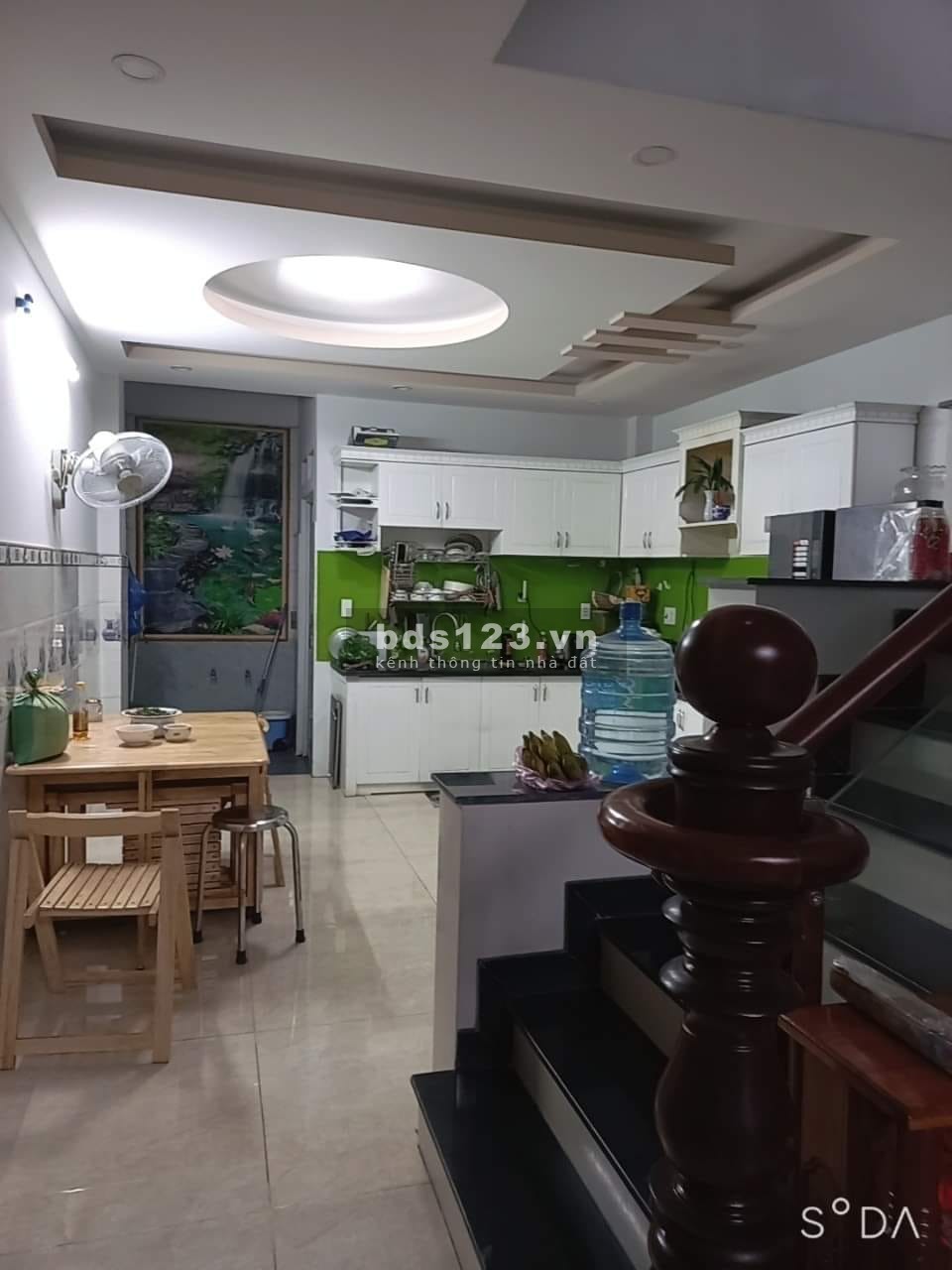 Sát mặt tiền hẻm 6m nhà 4 tầng xây kiên cố thiết kế hiện đại thoáng mát lh 0962988066