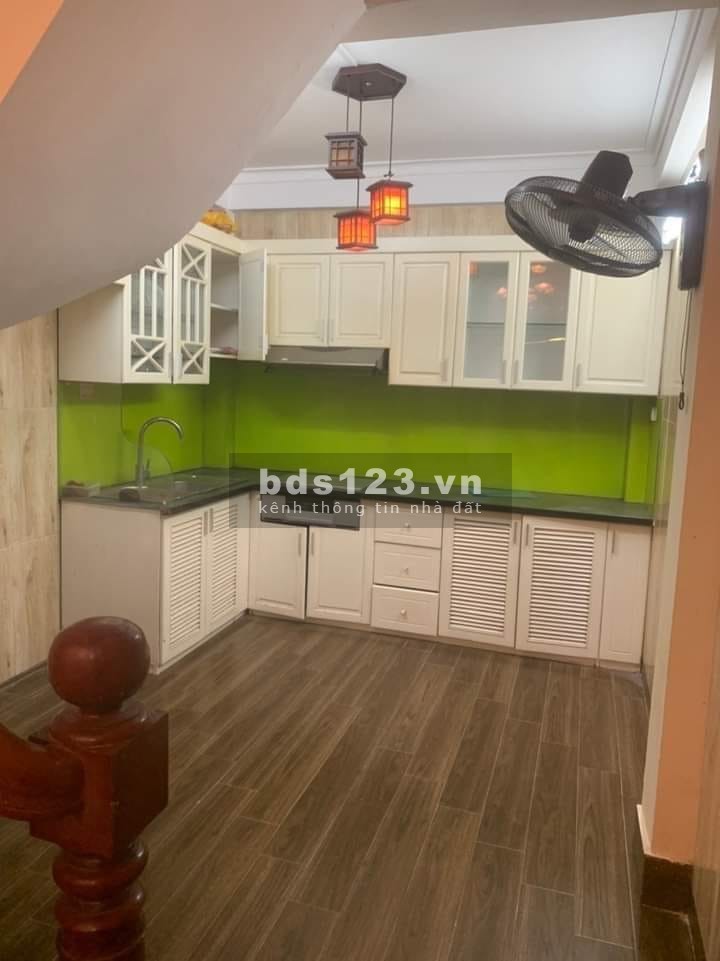 Bán nhà Nguyễn Đức Cảnh Hoàng Mai 27m2 x 3 tầng, MT 3m, chỉ 3.1 tỷ. LH em Lan 0975258510