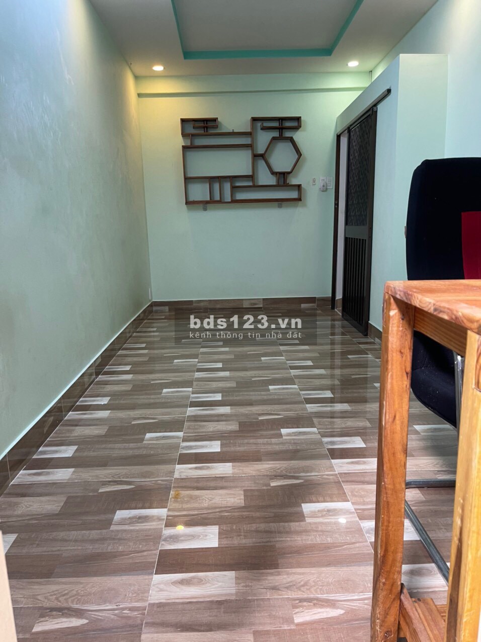 Bán nhà H3m Cô Giang, phường Cầu Ông Lãnh, Quận 1 DTSD 3mx5,5m. T+3L đúc giá 2,6 tỷ