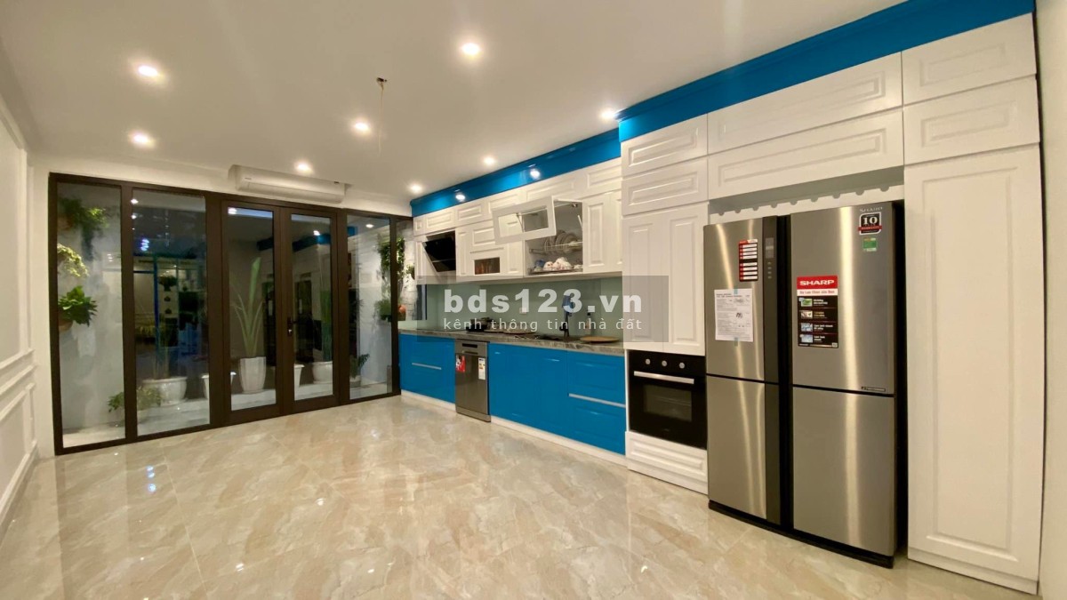 Bán nhà phố Võ Văn Dũng, ô tô tránh, 63m2 x 8 tầng thang máy, 24.8 tỷ