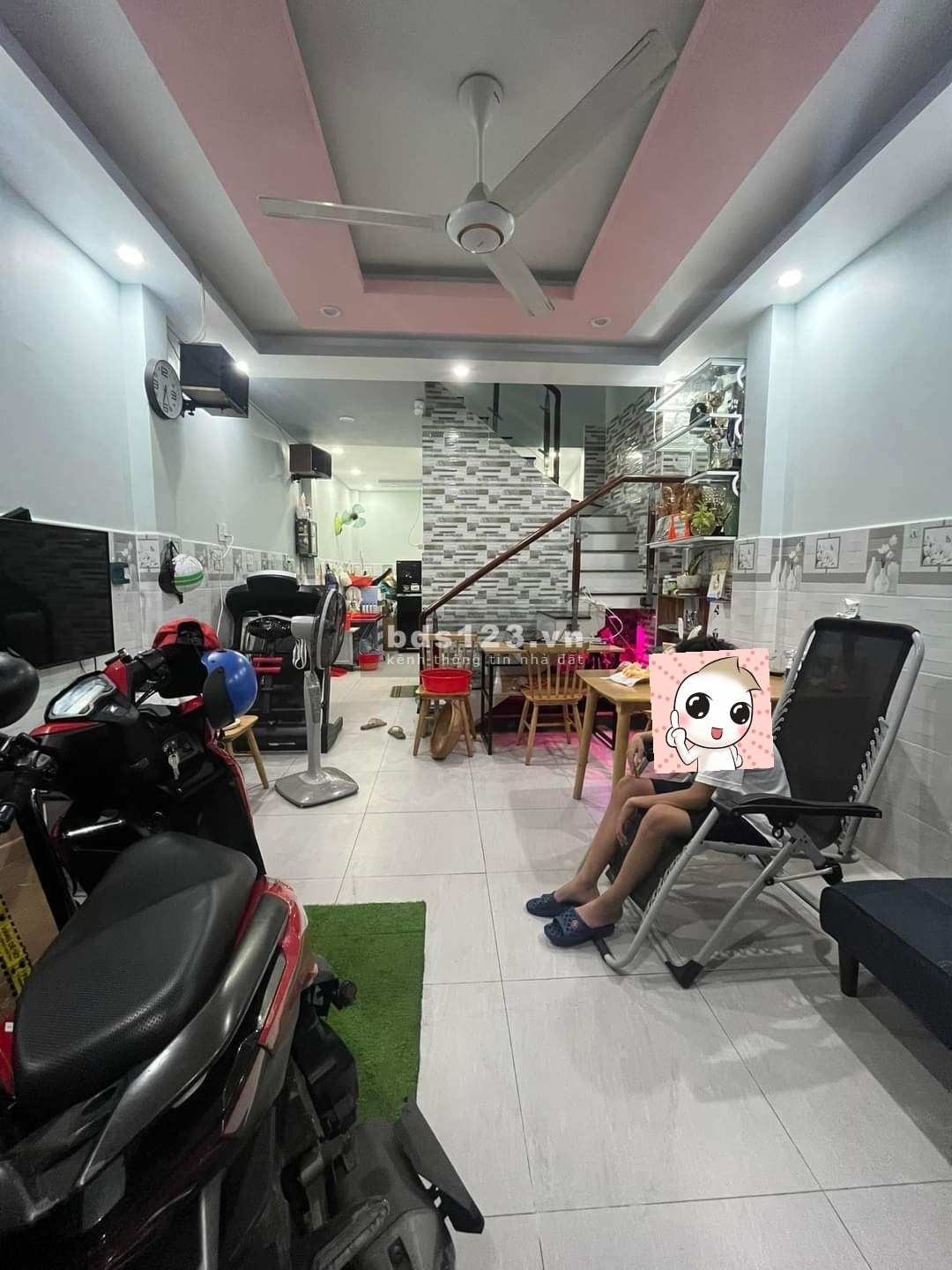 Bán nhà hẻm xe hơi Quận Tân Bình đường Lạc Long Quân, dtsd 42m2, nhích 4 tỷ