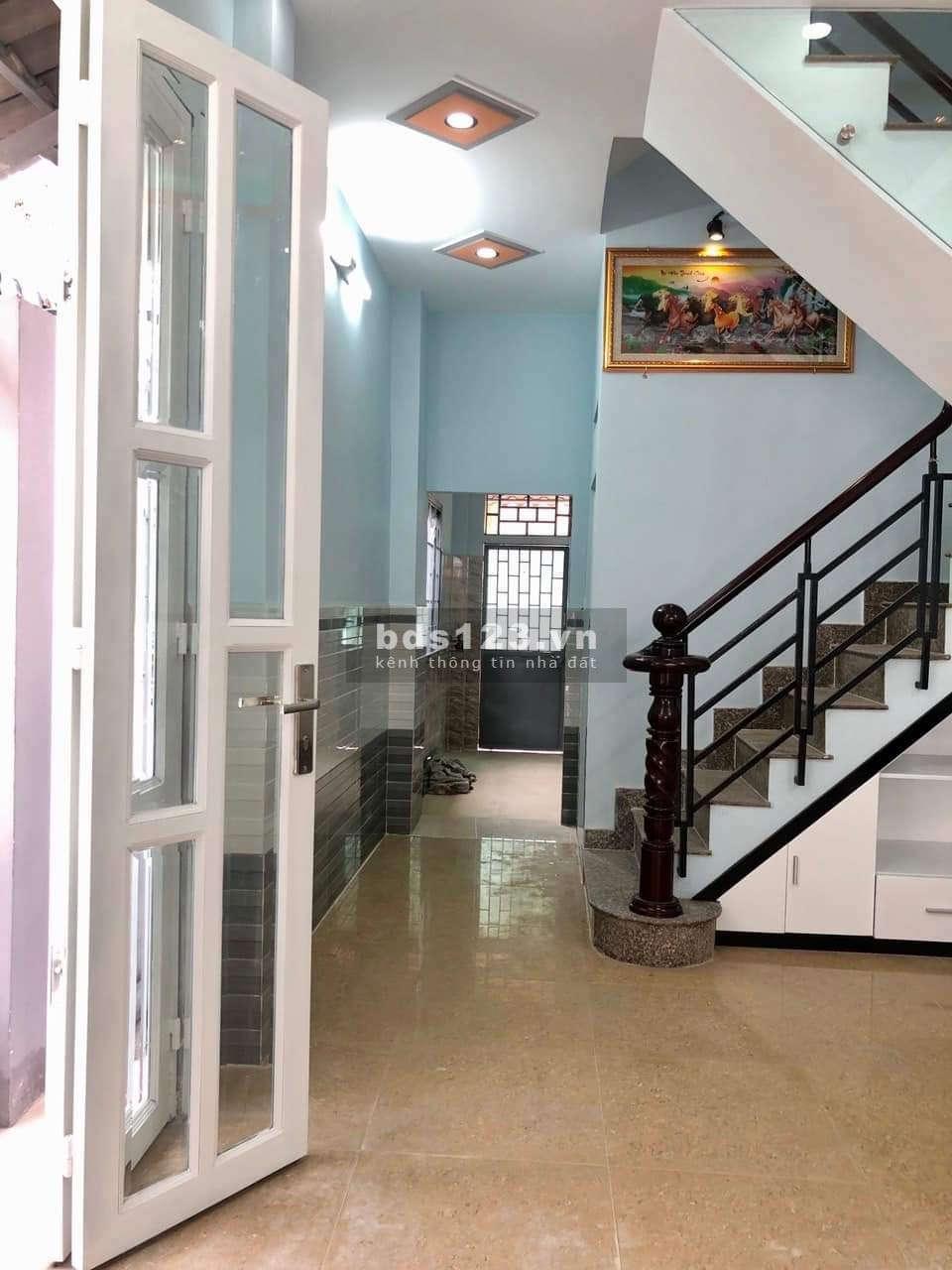 Bán nhà 3 tầng bê tông góc 3 mặt tiền hẻm xe hơi tránh, Quận Tân Phú, dt 48m2, nhích 5 tỷ
