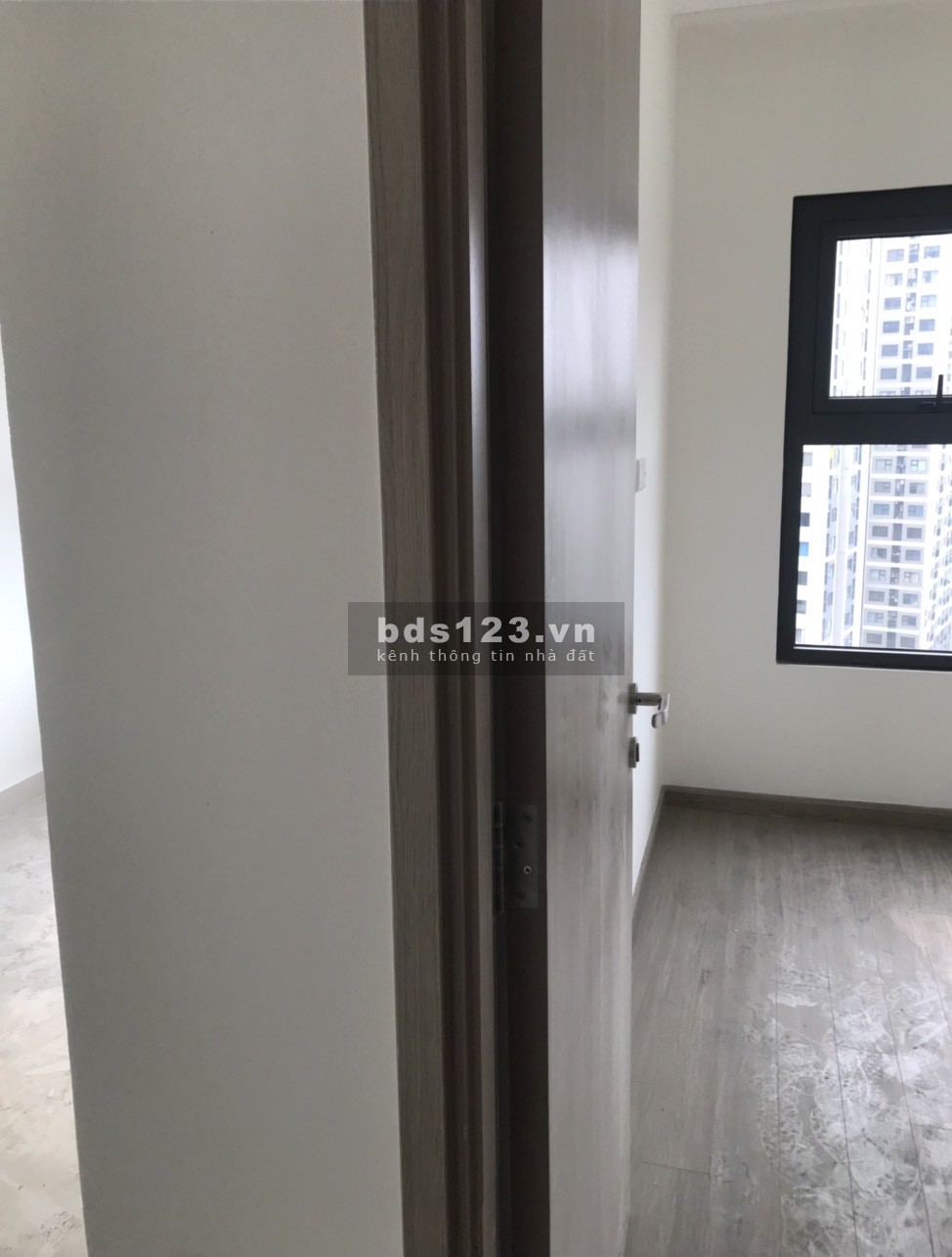Bán cắt lỗ căn GÓC 2N, 2WC tại Vinhomes Ocean Park giá 1,85 tỷ LH 0965 479 380