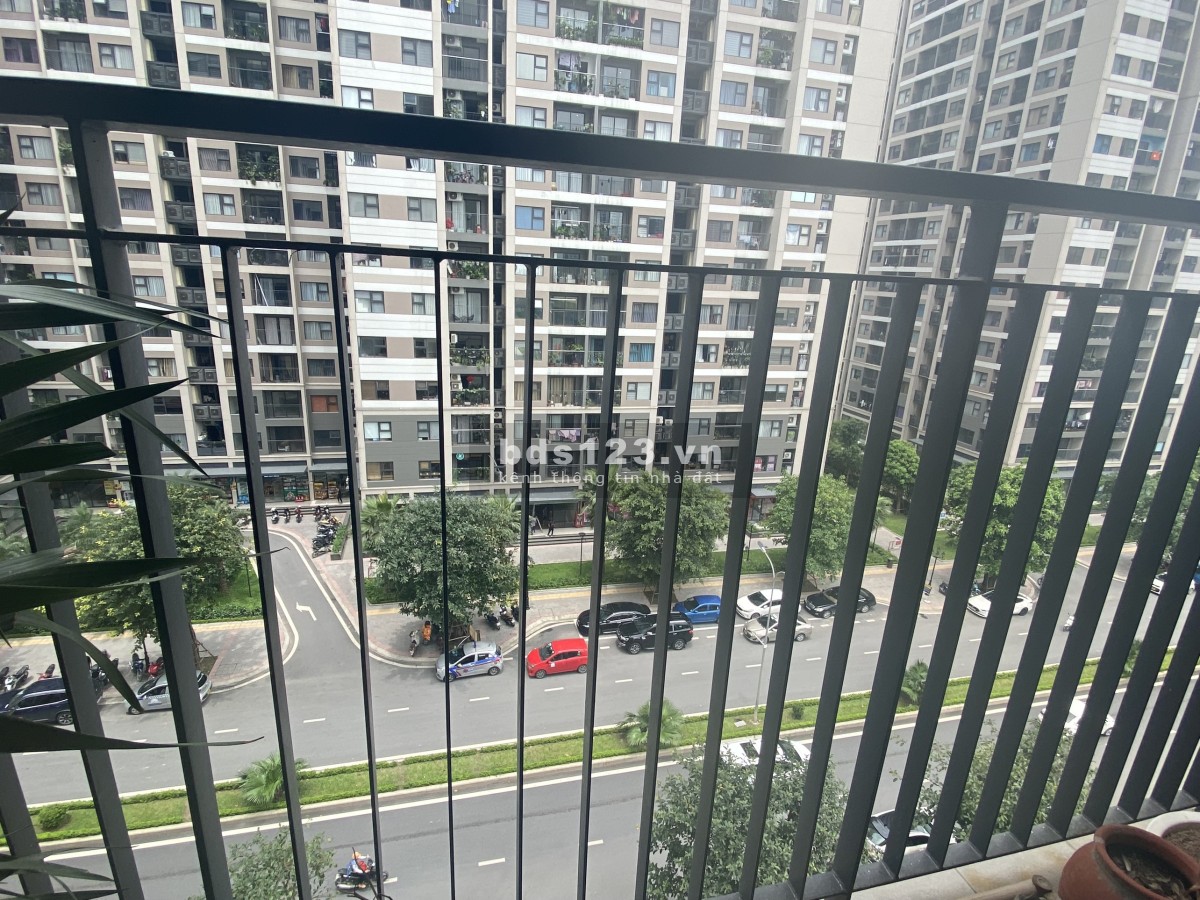 Chính chủ cắt lỗ 260 triệu bán căn 3 pn dt 81m2 full nội thất thiết kế Vinhomes Ocean Park