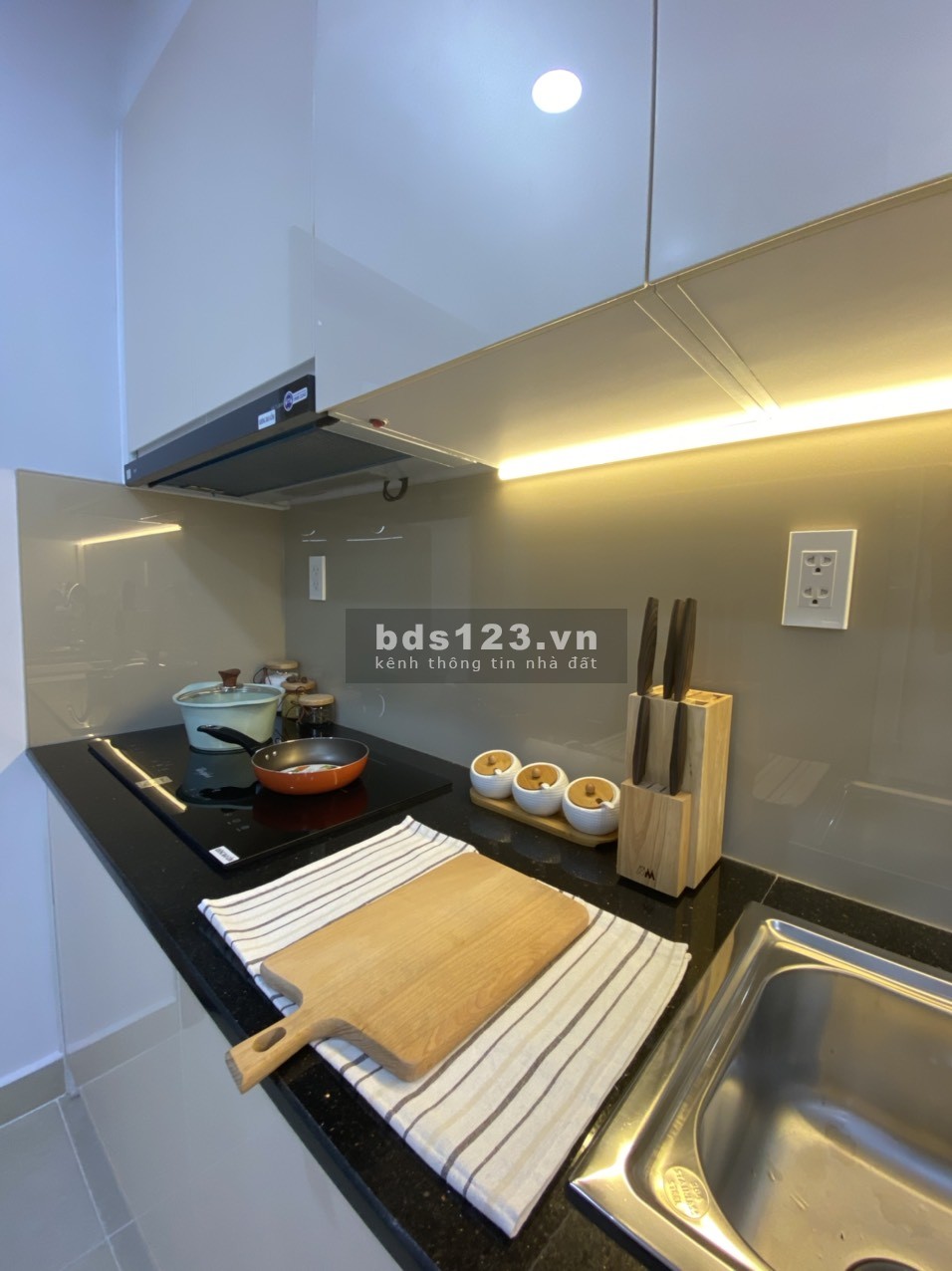 Diamond Connect cần bán gấp căn hộ 1 PN hỗ trợ vay, giá tốt đầu tư