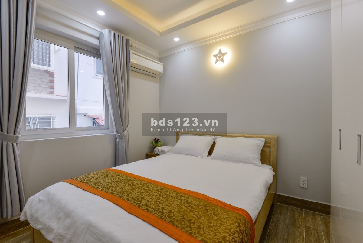 Cho thuê căn hộ 1 phòng ngủ, quận 7. có đầy đủ nội thất và free các phí, free dọn phòng, giặt ủi