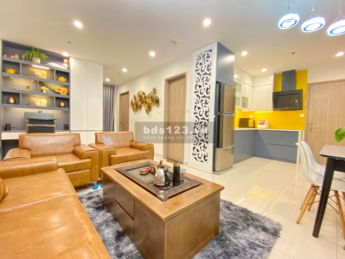 Bán gấp căn góc 2Pn+1, 70m, full đồ xin tại Vinhomes Smart City, view nội khu đẹp