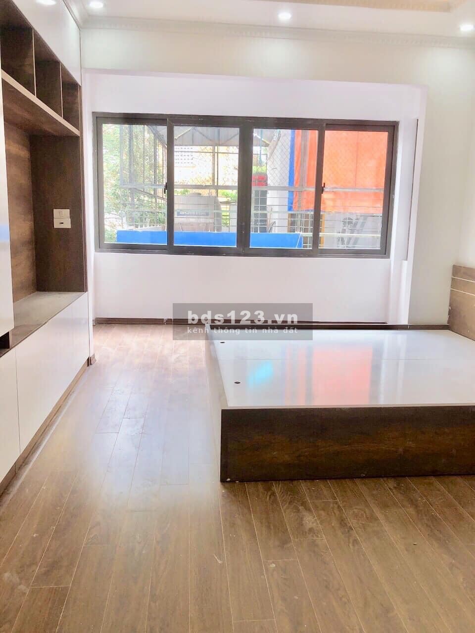 Nhà hiếm siêu đẹp mặt phố Ba Đình chỉ hơn 1x tỷ đồng liên hệ 0902244940